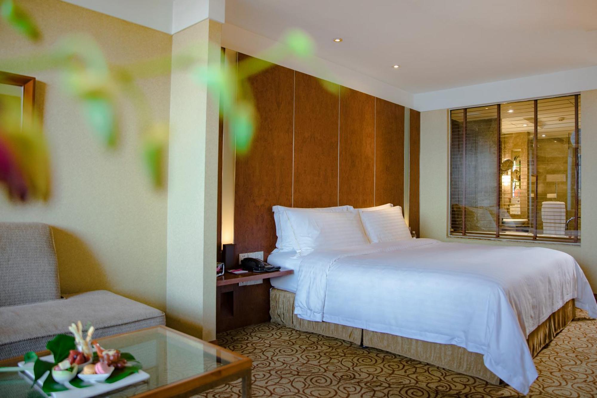 Dekin Hotel Chongqing Jiefangbei 외부 사진