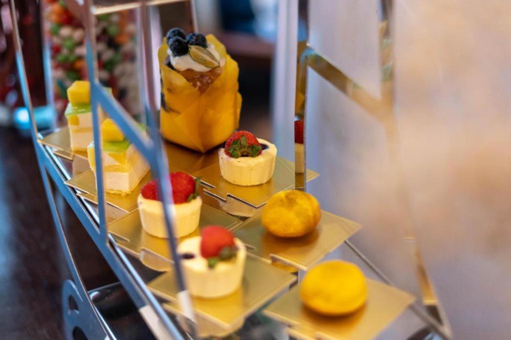 Dekin Hotel Chongqing Jiefangbei 외부 사진