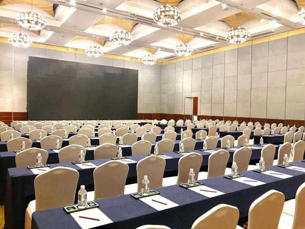 Dekin Hotel Chongqing Jiefangbei 외부 사진