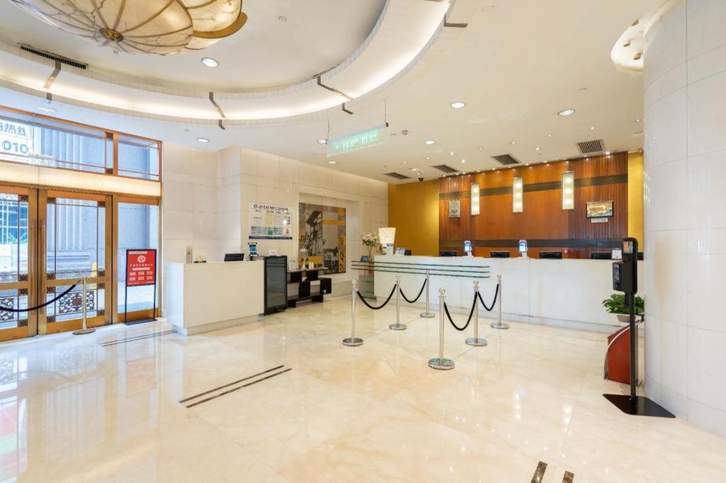 Dekin Hotel Chongqing Jiefangbei 외부 사진